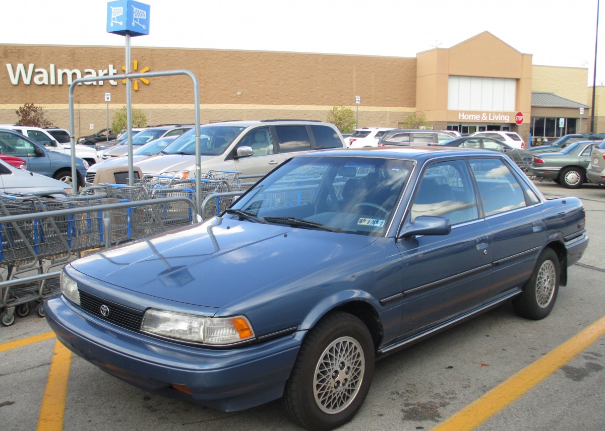 1990 Toyota camry review