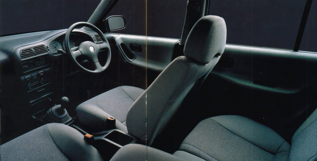 Nissan pulsar n14 interior #5