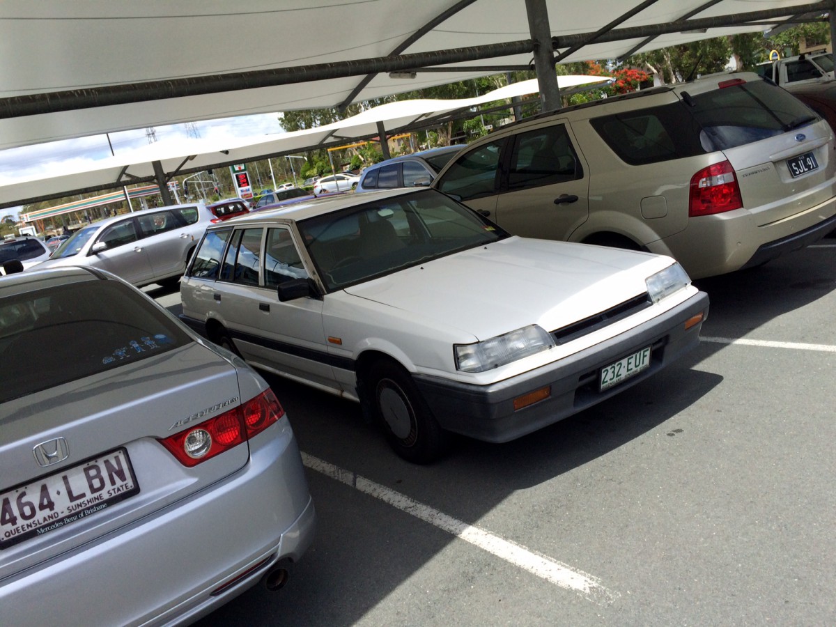 1989 Nissan pintara wagon #4