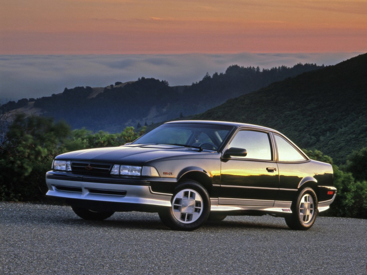 Curbside Capsule: 1992-94 Plymouth Sundance Duster – Little Car, Big Engine