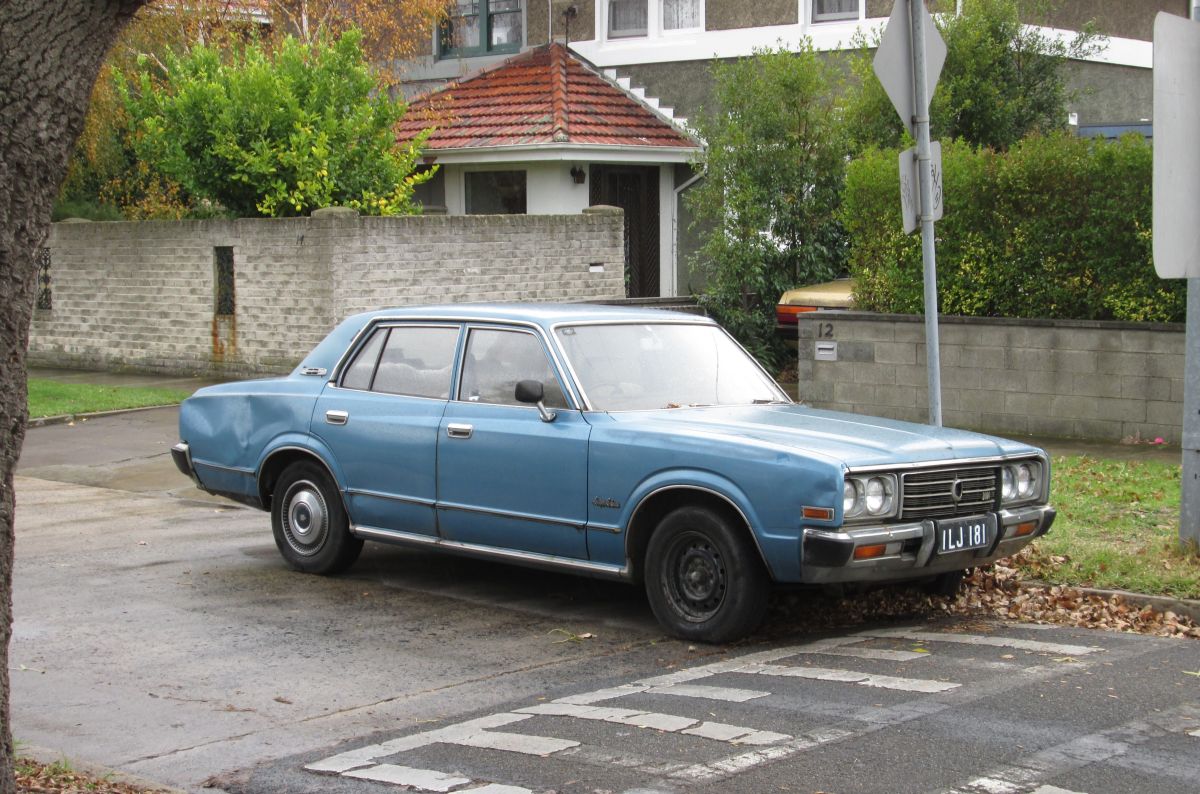 toyota crown old 1976 #3