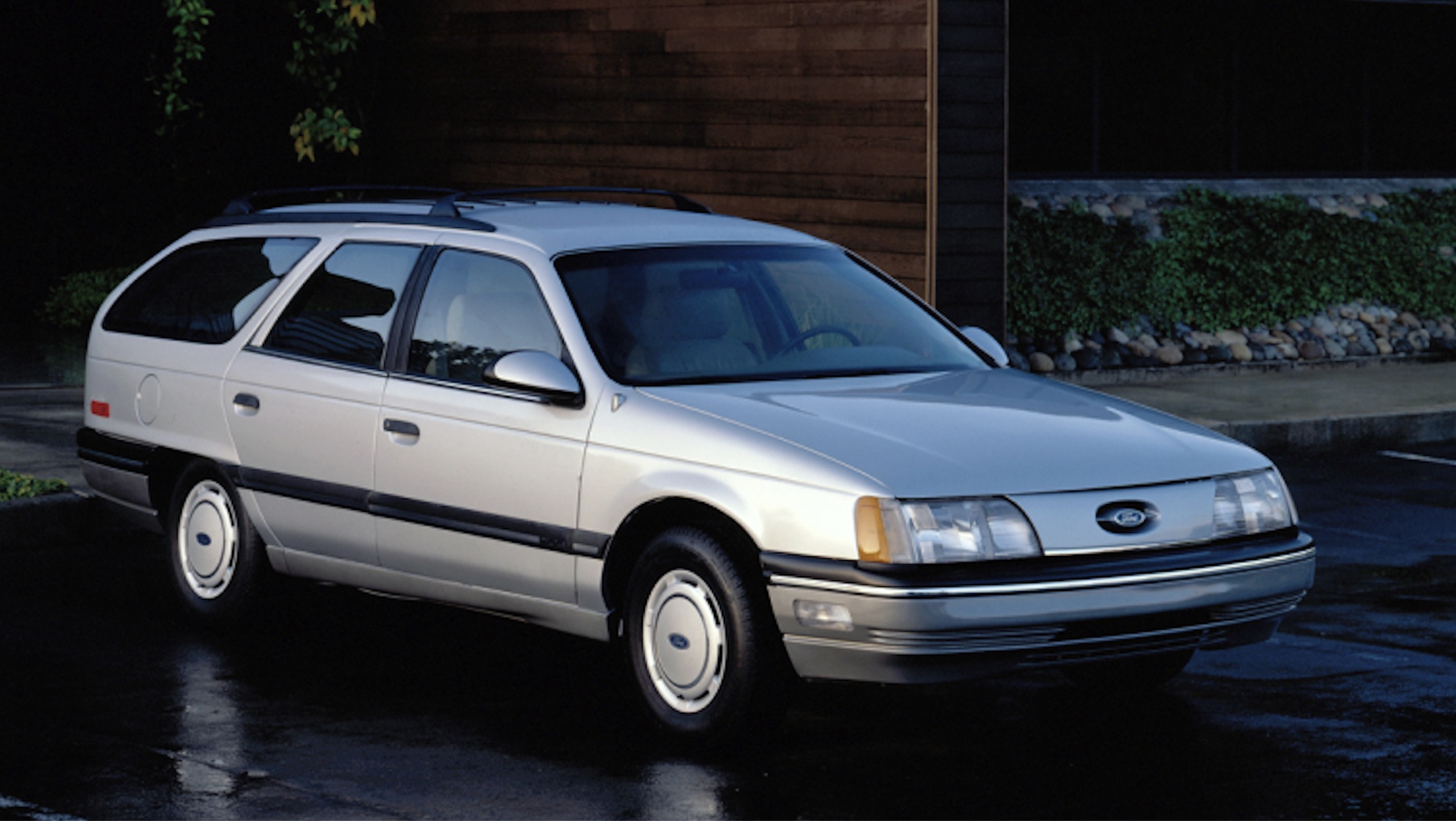 Curbside Classic: 1990 Ford Taurus Wagon – Redefining the Station Wagon ...