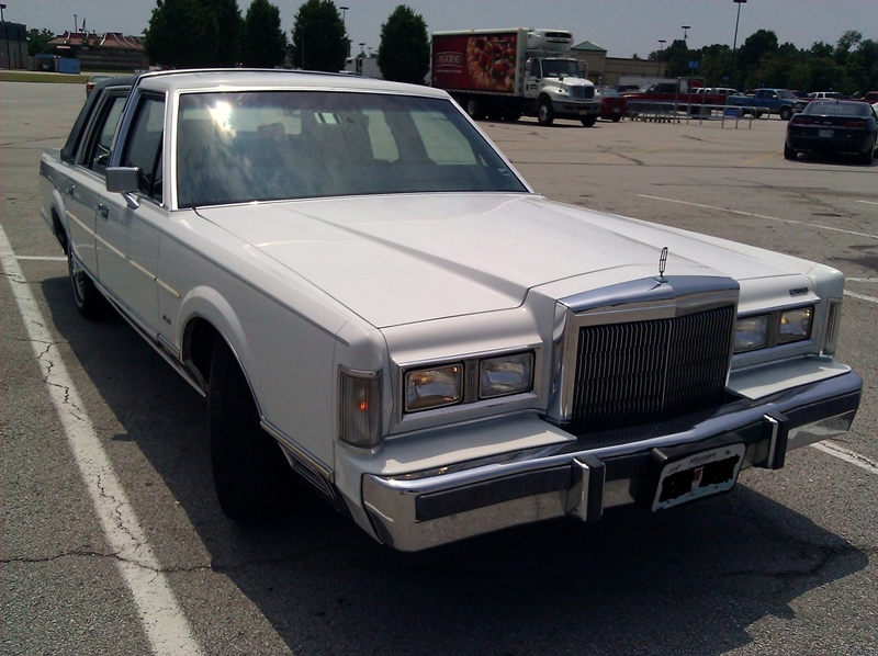 1988 Ford lincoln towncar #6