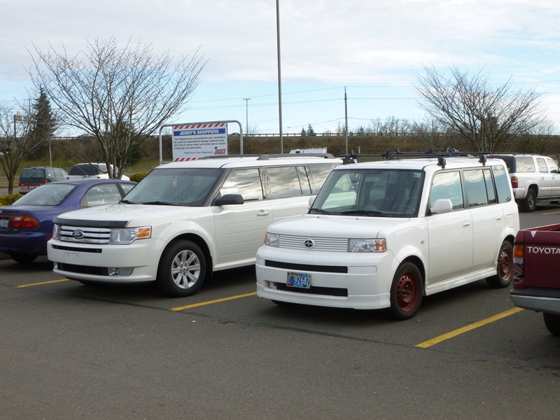 Ford carousel minivan