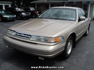 1997 Ford crown victoria station wagon #2