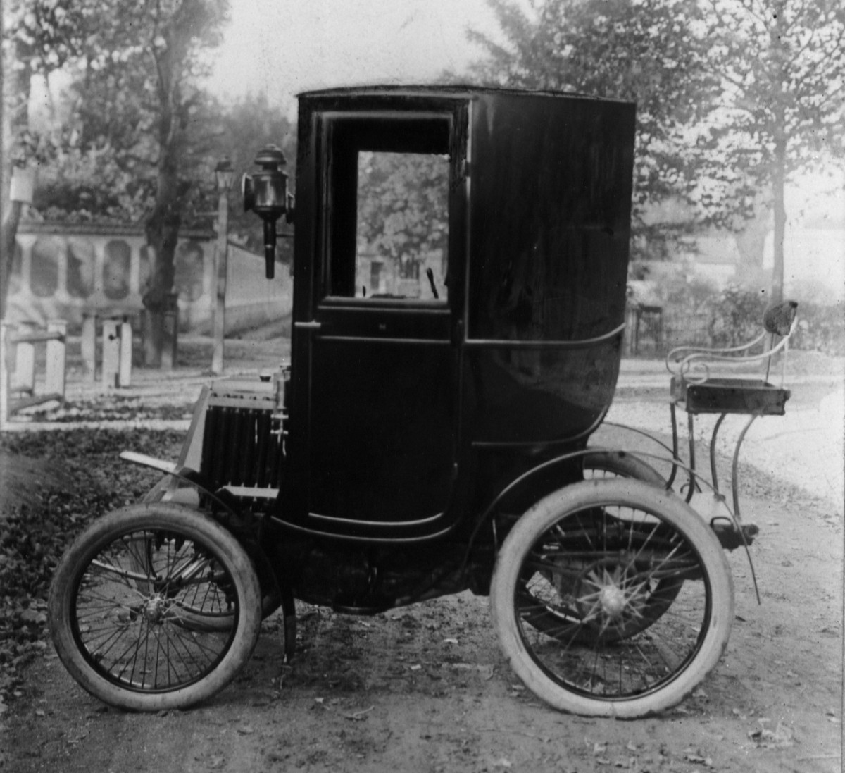 Renault 1899 -Voiturette-Type-B-from-1899