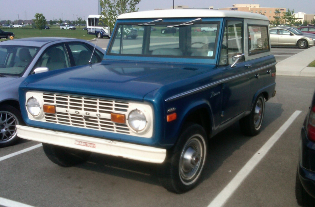 Curbside Classic: 1970 Ford Bronco - The Dick Clark Of SUVs? - Curbside ...